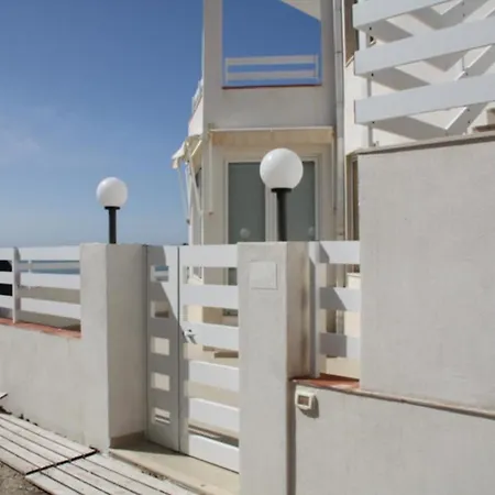 Apartment Fronte Mare
